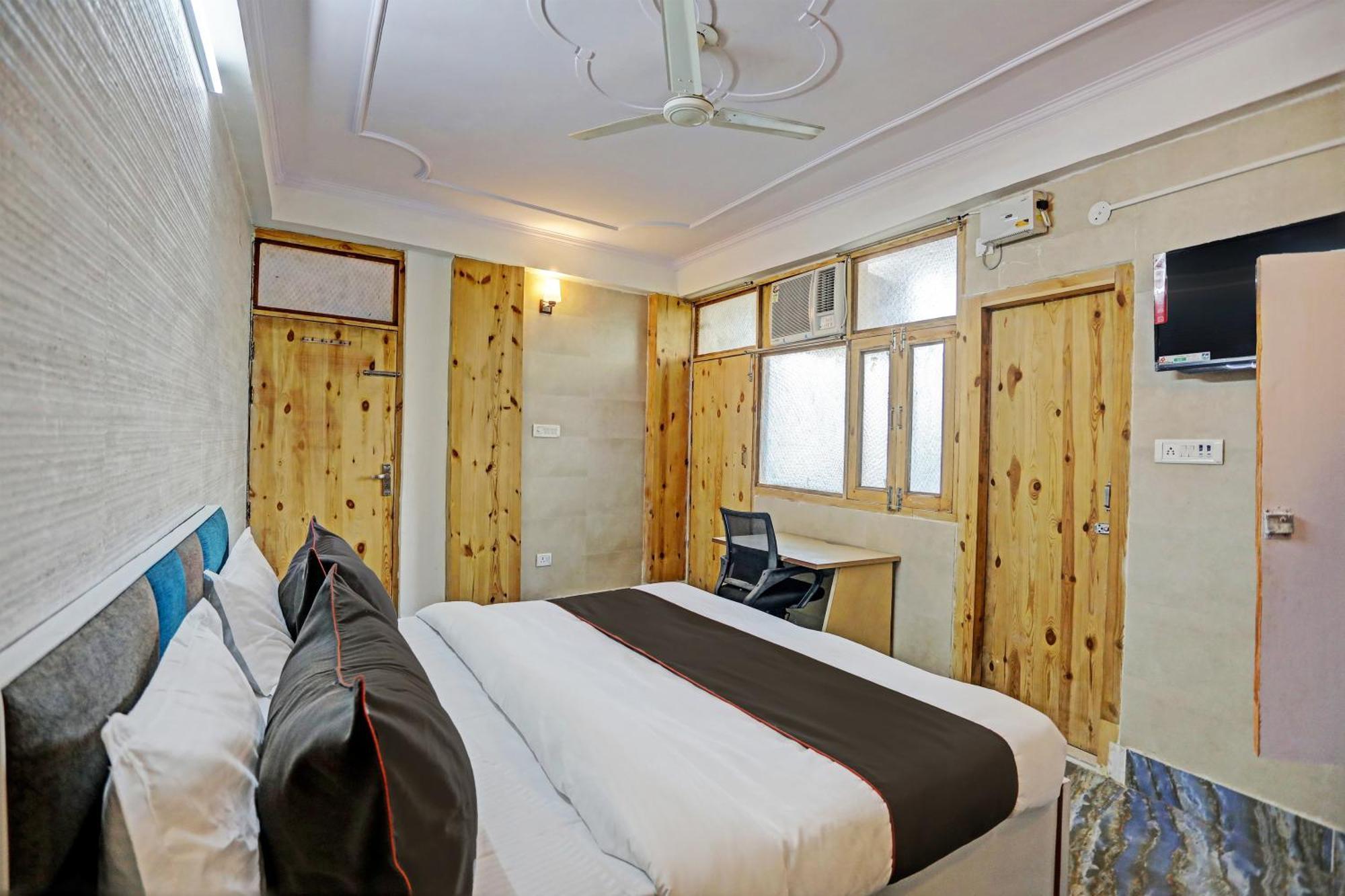 Umen Hotel Nearest Sector 66 Noida Extérieur photo
