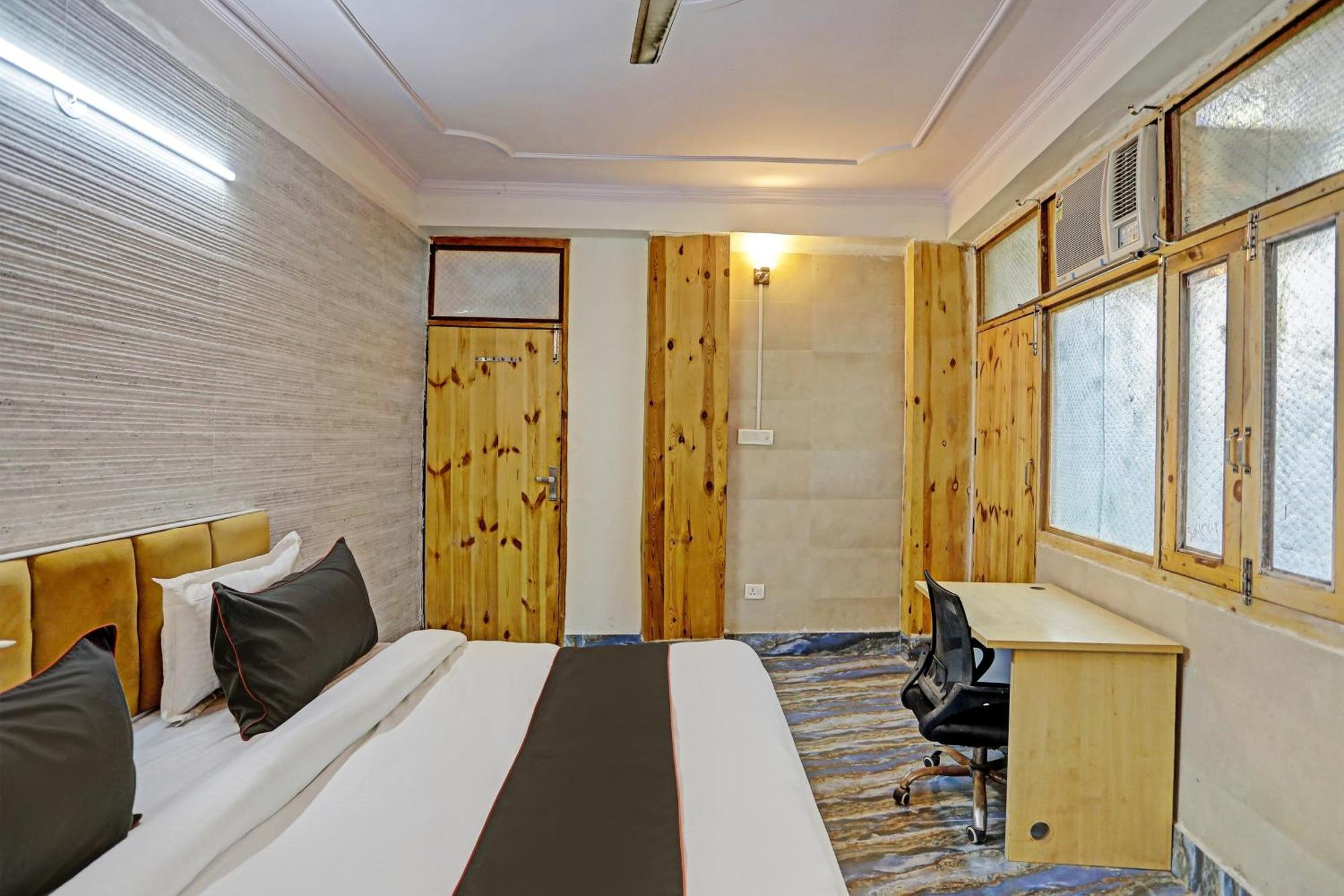 Umen Hotel Nearest Sector 66 Noida Extérieur photo